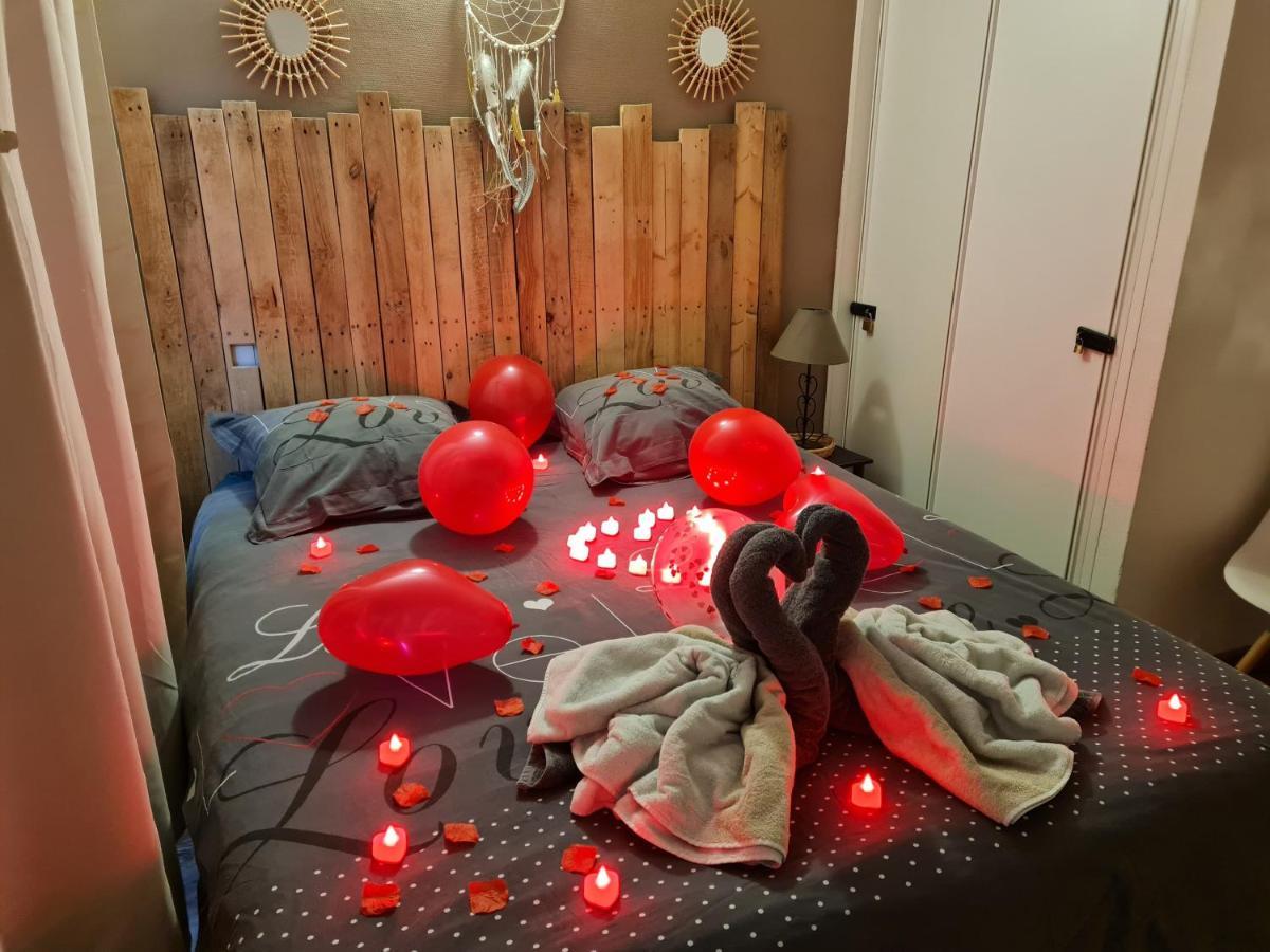 Les bulles médiévales - Appartement dédié au bien être avec Spa et Sauna - Netflix et Wifi - Climatisation Carcassonne Exterior foto