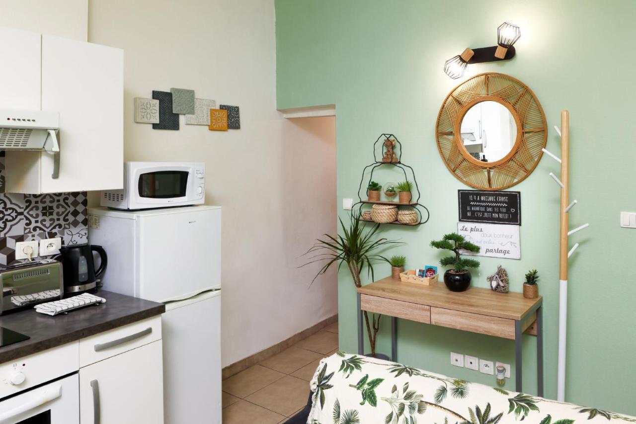 Les bulles médiévales - Appartement dédié au bien être avec Spa et Sauna - Netflix et Wifi - Climatisation Carcassonne Exterior foto