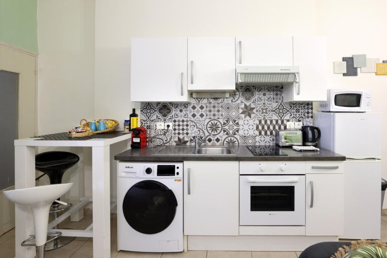 Les bulles médiévales - Appartement dédié au bien être avec Spa et Sauna - Netflix et Wifi - Climatisation Carcassonne Exterior foto